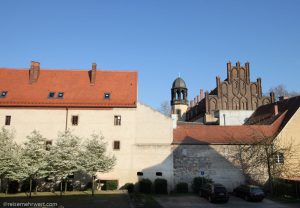Best Western Stadtpalais Wittenberg: Fensterblick mit Aussicht auf das Lutherhaus